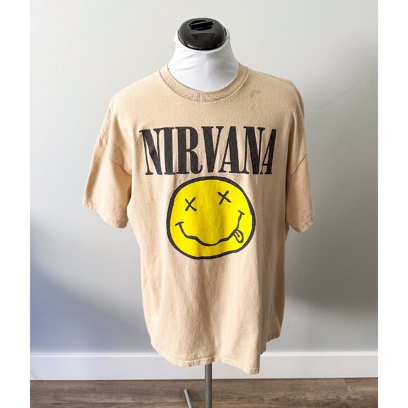 Nirvana Grunge Tee - Picture 1 of 10